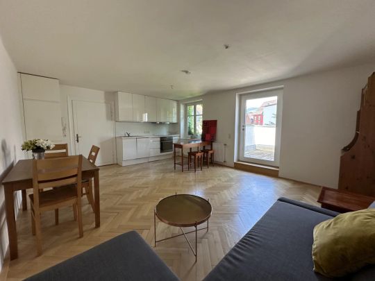 Möblierte Wohnung mit sonniger Terrasse - Foto 1