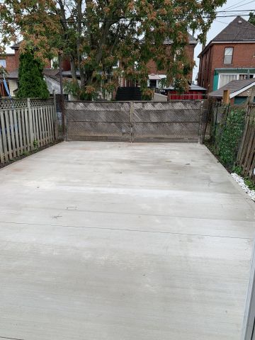 For Lease - 12 Kinrade Avenue, Hamilton, Ontario - Photo 4