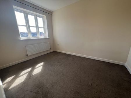 2 bedroom semi-detached house to rent - Photo 2