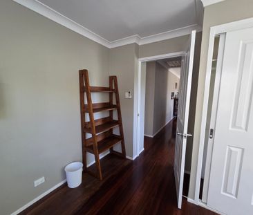 Holland Park West - Photo 1