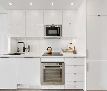 TEN93 Queen West Condos , #706 - Photo 2