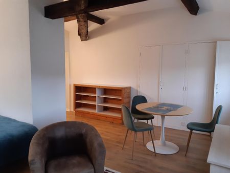 Location Appartement 1 pièce 33m² BORDEAUX 33000 - Photo 3