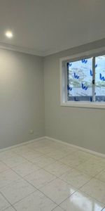 Modern granny flat with Parking - Photo 3