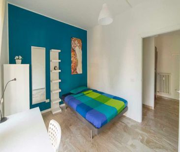 Via Carlo Valvassori Peroni, Milan, Lombardy 20133 - Photo 6