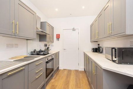 Property to rent - Photo 3