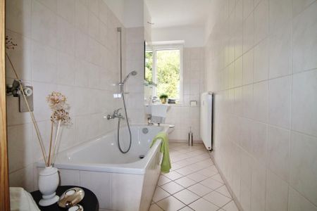 Frisch sanierte 4-Raum-Wohnung im Grünen - Foto 5