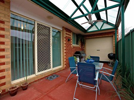 Spacious & Excellent Location - Photo 5
