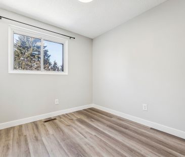 For Lease - 1448 Ritson Road Unit# Main, Oshawa, Ontario - Photo 5