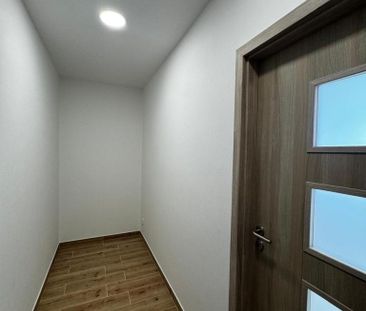 Pronájem bytu 2+1 43 m2 - Fotografie 3