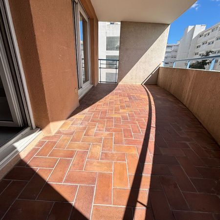 Appartement Aix En Provence 2 pièce(s) 50 m2, terrasse, garage - Photo 3