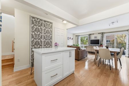 For Lease - 112 Kersey Crescent Unit# MAIN, Richmond Hill, Ontario - Photo 3