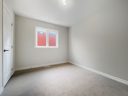 For Lease - 275 Beechwood Forest Lane, Gravenhurst, Ontario - Photo 3