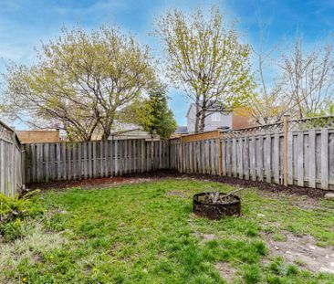 For Lease - 10 Mullis Crescent, Brampton, Ontario - Photo 3