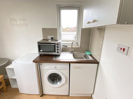 Studio to rent - Photo 4