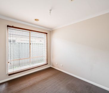 Location Location! - Photo 6