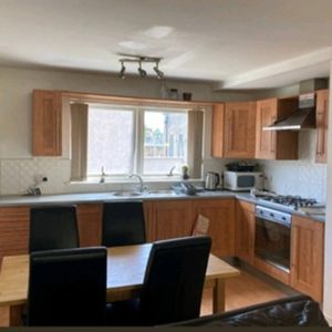 Room in a Shared Flat, Charlotte Street, G1 - Photo 2