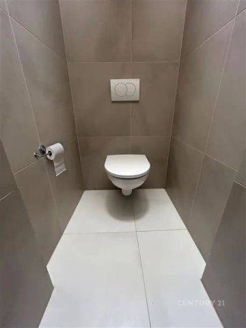 Moderní a světlý byt 2+kk 50 m - Fotografie 5