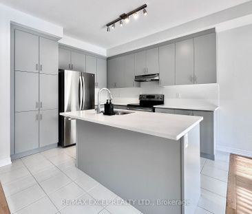 For Lease - 18 Flower Garden Trail, Whitchurch-Stouffville, Ontario - Photo 4