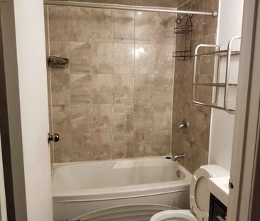 For Lease - 587 Farwell Crescent Unit# ( lower ), Mississauga, Ontario - Photo 6