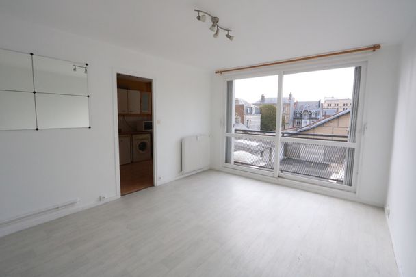 Location Appartement 1 pièce 28m² - Photo 1