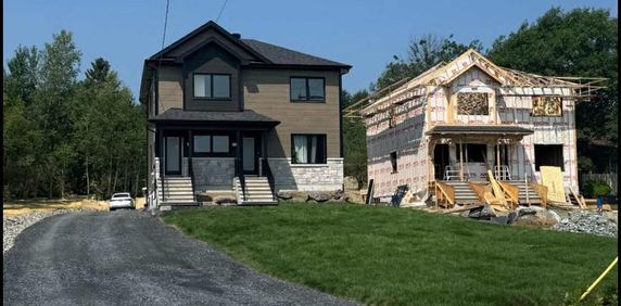 41/2 Duplex- avec vue sur le lac Magog - Photo 2