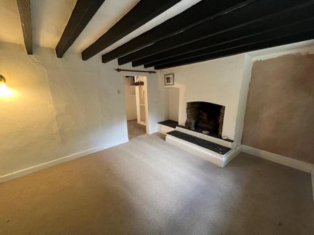 3 bedroom semi-detached house to rent - Photo 3