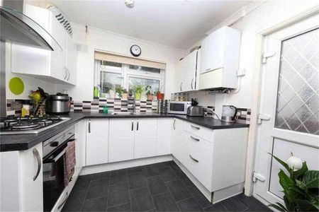 Cullington Close, Harrow, HA3 - Photo 4