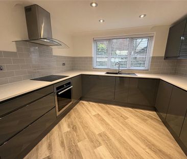 2 bedroom bungalow to rent - Photo 2