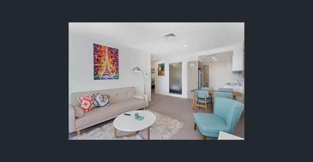 2B 2B + STUDY - TOP FLOOR APARTMENT - FULLY FURNISHED - Photo 1