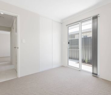 Freshly Built Coastal Gem Live the Wannanup Lifestyle - Photo 5