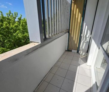 Appartement à louer 4 pièces 67.5m² - Photo 3
