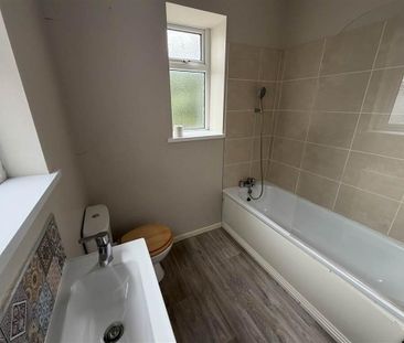 93 South Street, Newtowards, Newtownards, BT23 4JU - Photo 6