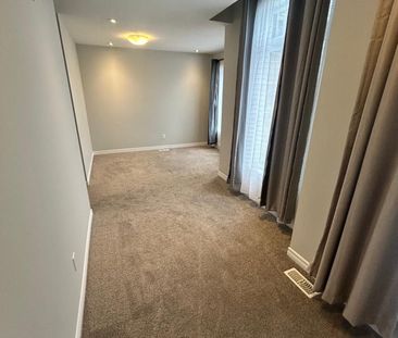 For Lease - 174 Forest Creek Drive, Kitchener, Ontario - Photo 5