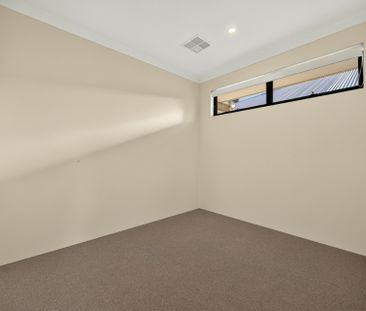 Airconditioned Four-Bedroom Brand New Home! - Photo 5