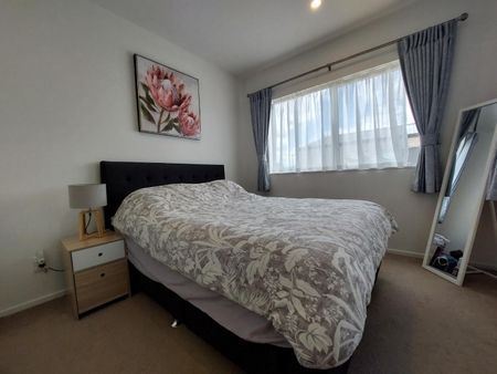 Neat as a pin! - Photo 4