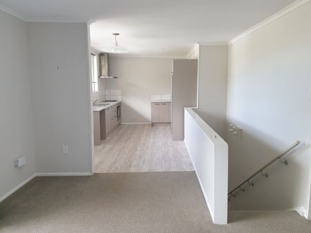 Naenae Living - Photo 4