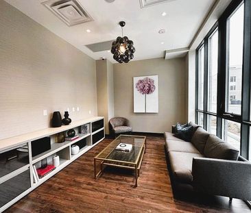 For Lease - 60 Honeycrisp Crescent Unit# 1015, Vaughan, Ontario - Photo 4