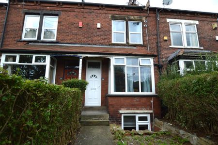 1 bedroom in a house share to rent - Photo 5