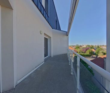 Location Appartement 2 pièces 44m² POITIERS 86000 - Photo 5
