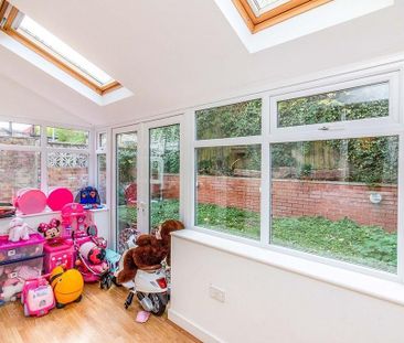 3 bedroom semi-detached house to rent - Photo 3