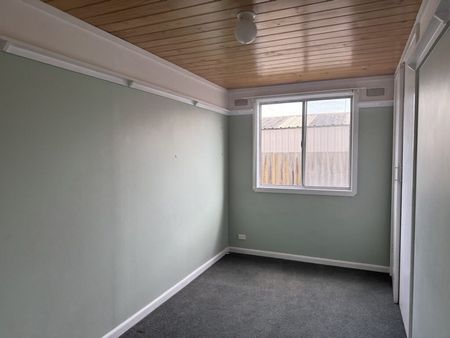 Country Town Living - Photo 4