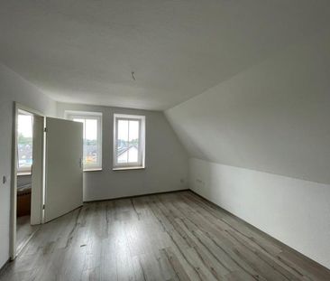 Miet mich - praktische 2-Zimmer-Dachgeschosswohnung - Photo 4