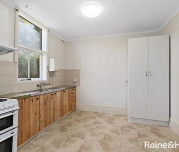 2/28 Addison St, Goulburn, NSW 2580 - Photo 5