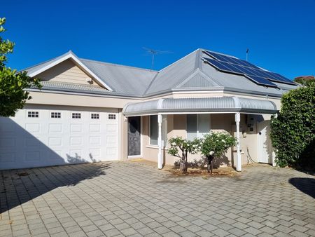 Victoria Park - Photo 5