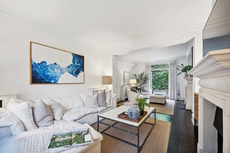 3 bedroom terraced house to rent - Photo 3