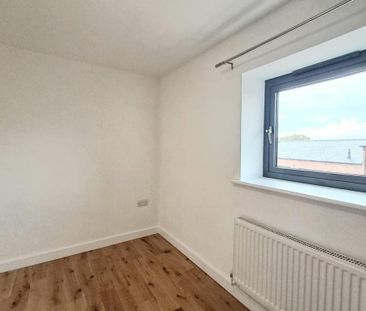 3 bedroom barn conversion to rent - Photo 2