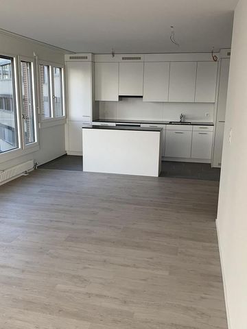 Neu sanierte 3.5 Zimmerwohnung im St. Johann-Quartier - Photo 3