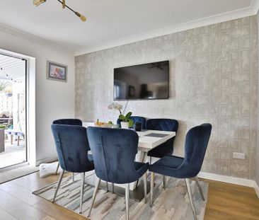 3 bedroom detached house to rent - Photo 3