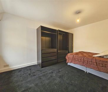 3 bedroom maisonette to rent - Photo 4