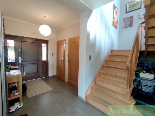 Dom wolnostojący, garaż, cicha uliczka - Zdjęcie 1